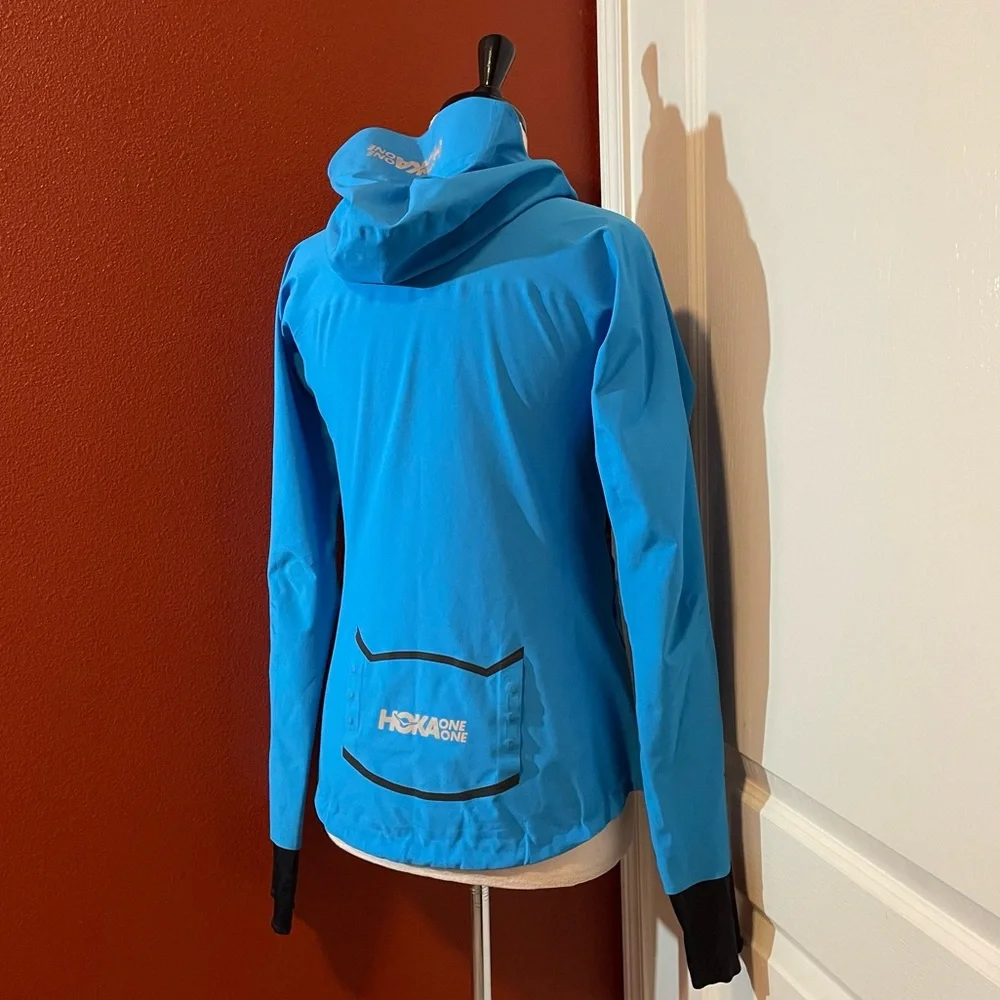Hoka‎ Women’s UGlow Performance Blue Athletic Time to Fly Runners Jacket